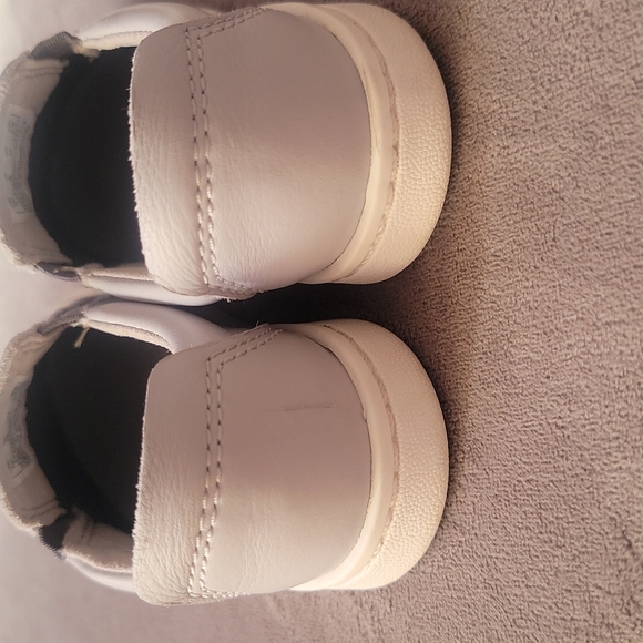 Clark's Leather Grey Toddler Slip on sneakers Sz 6 - Picture 4 of 11